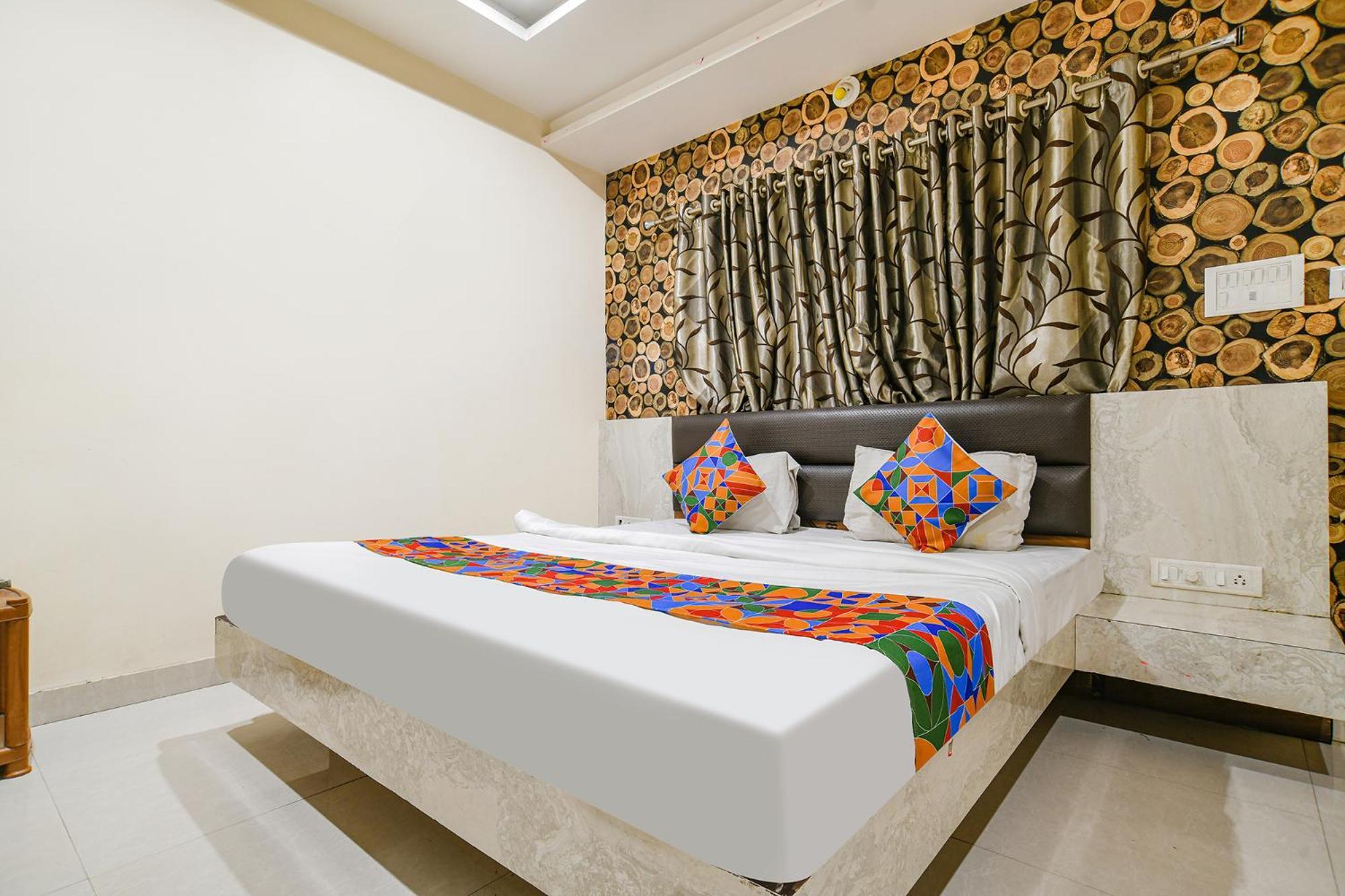 Fabhotel Shivam Palace- Near Mahakal Mandir Udždžain Exteriér fotografie