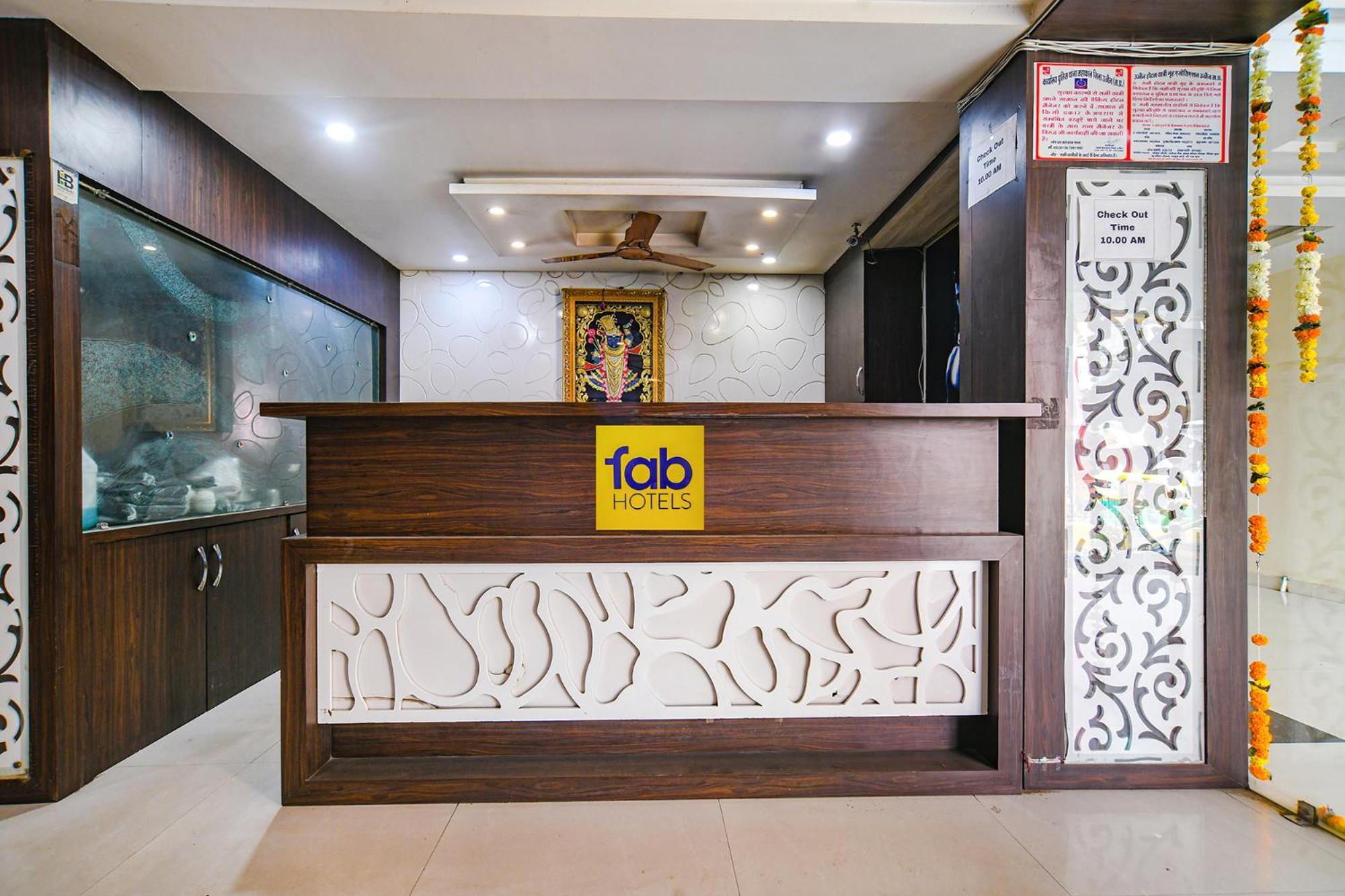 Fabhotel Shivam Palace- Near Mahakal Mandir Udždžain Exteriér fotografie
